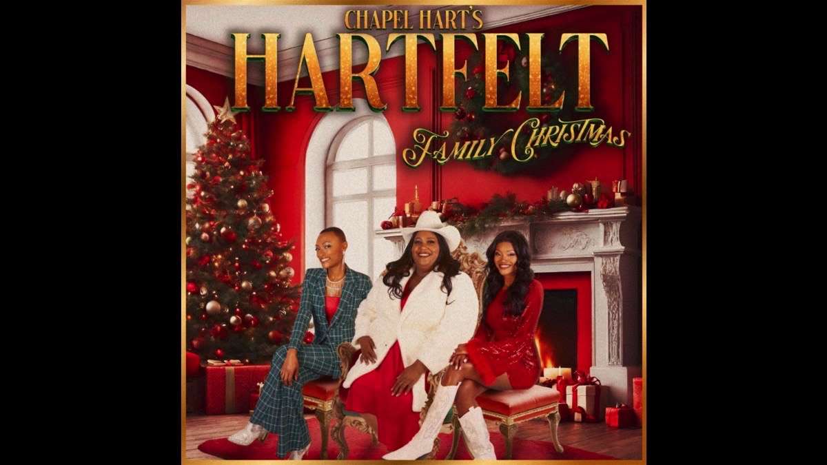 Chapel Hart Announce 'Hartfelt Family Christmas' Album And Holiday Tour