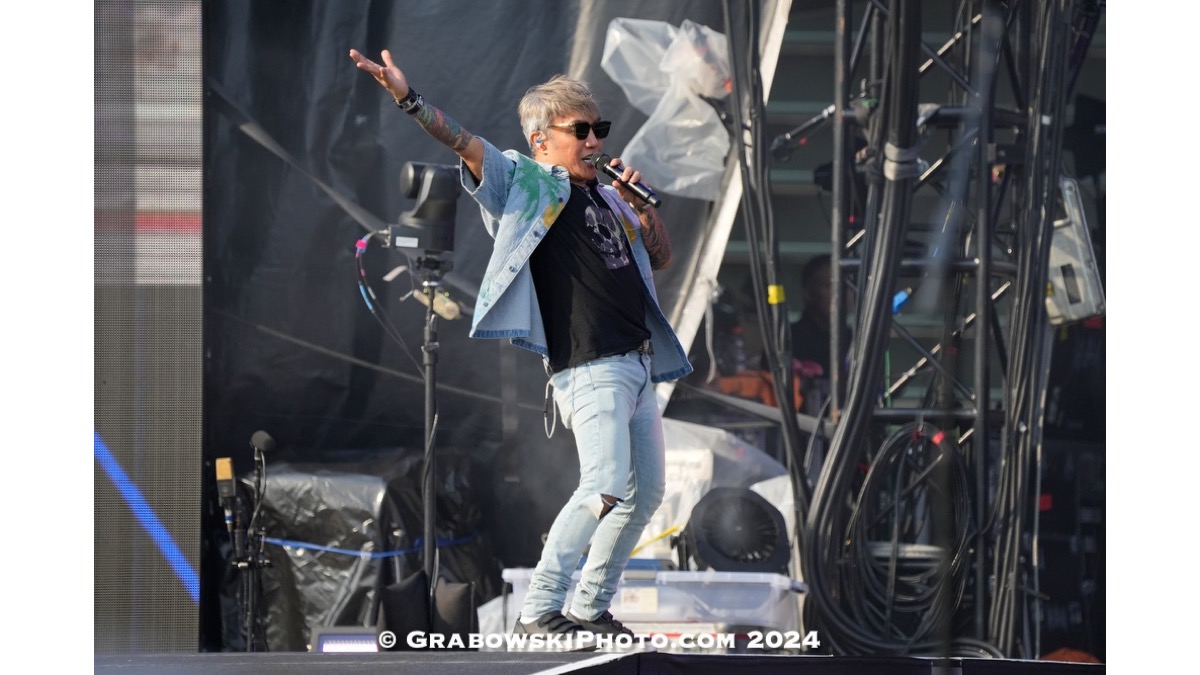 Def Leppard, Journey, Steve Miller Rock Wrigley Field 2024