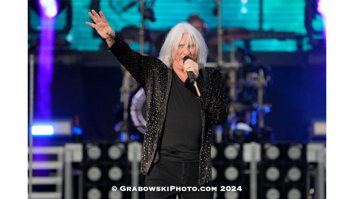 Def Leppard, Journey, Steve Miller Rock Wrigley Field 2024