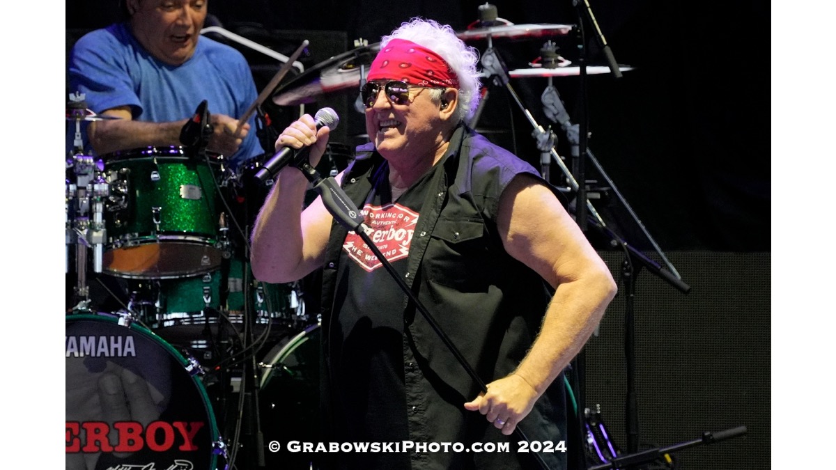 Sammy Hagar's Best Of All Worlds Tour Hits Chicago 