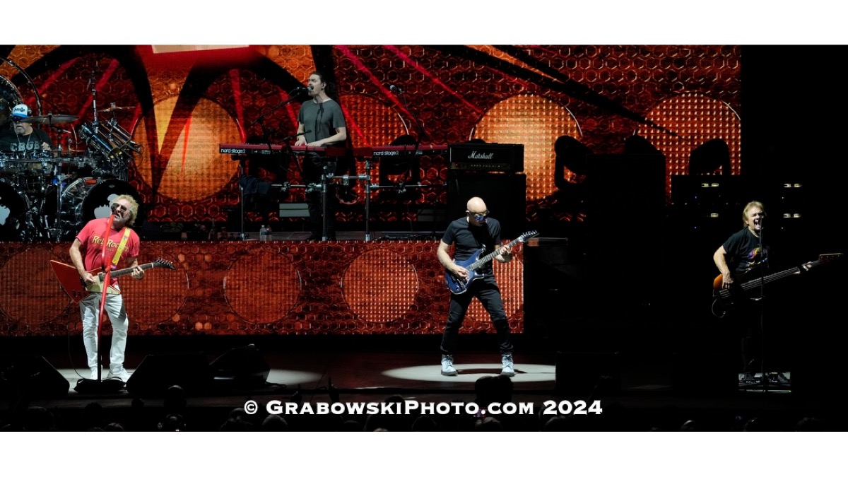 Sammy Hagar's Best Of All Worlds Tour Hits Chicago 